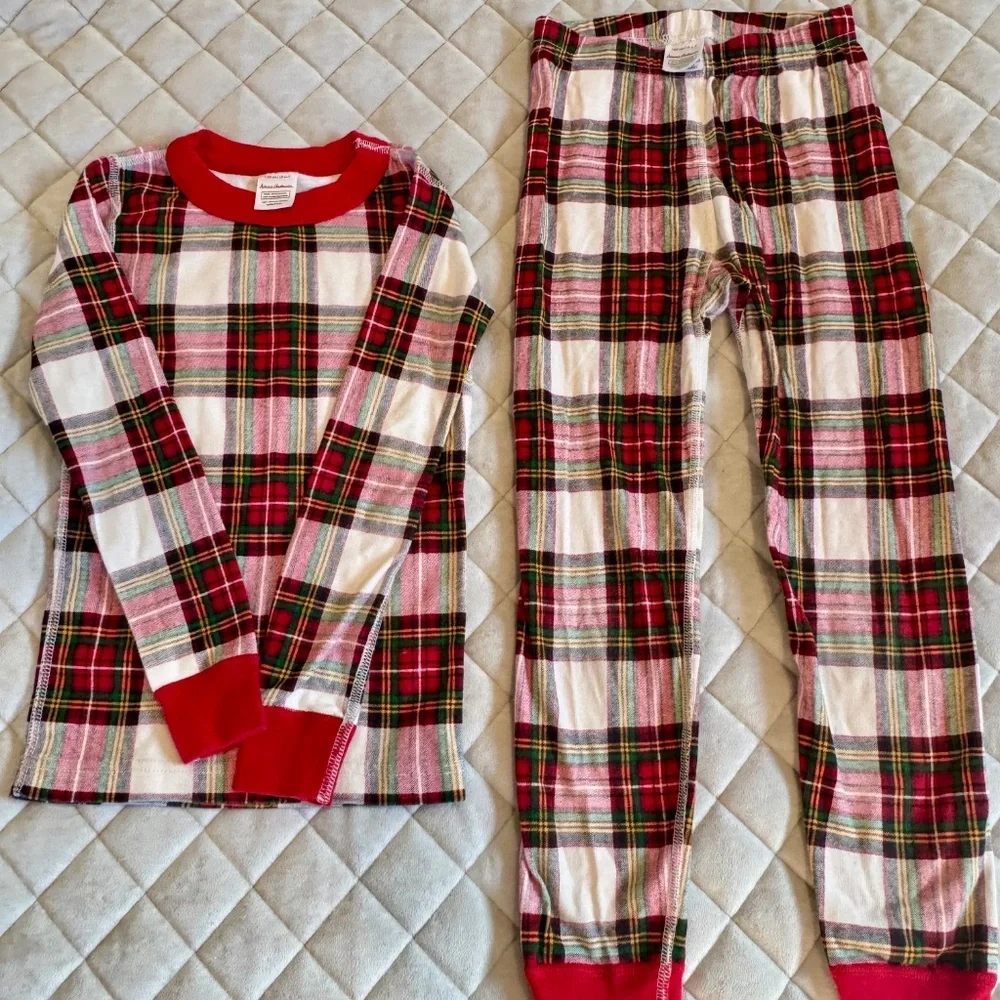 Hanna Andersson Christmas Pajamas - Picture 11 of 15